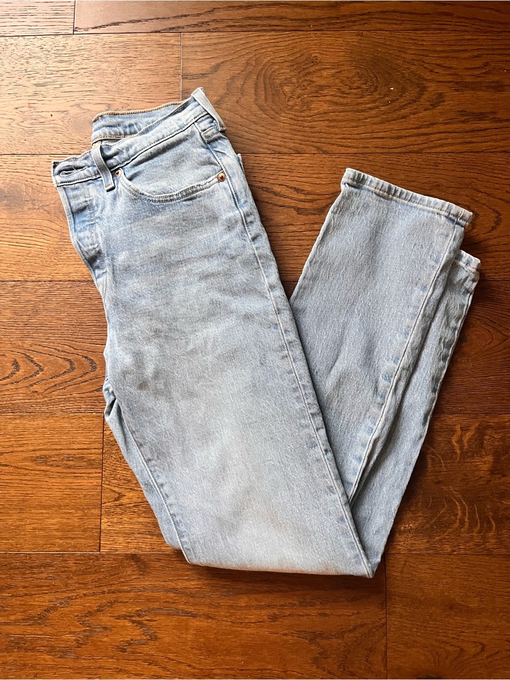 Levi's 501 Women's Straight Leg Jeans light wash